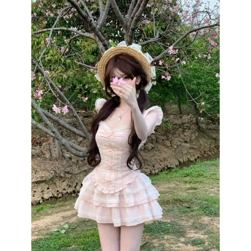 Set di due pezzi per ragazza dolce e piccante Set di gonne per atmosfera da ragazza in stile giapponese da donna Top e gonne con design di nicchia alla moda