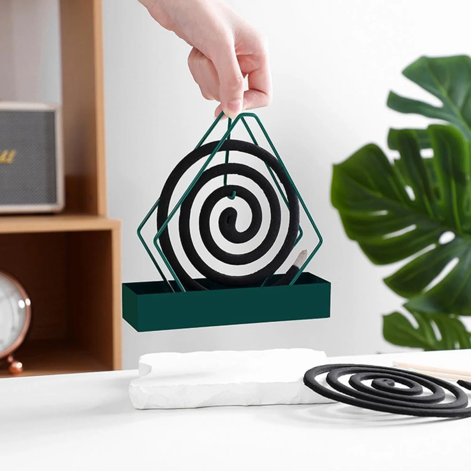 Metal Mosquito Coil Holder Hanging Coil Tray   Bracket Coil Vertical Stand Spiral  Holder for Indoor Outdoor,