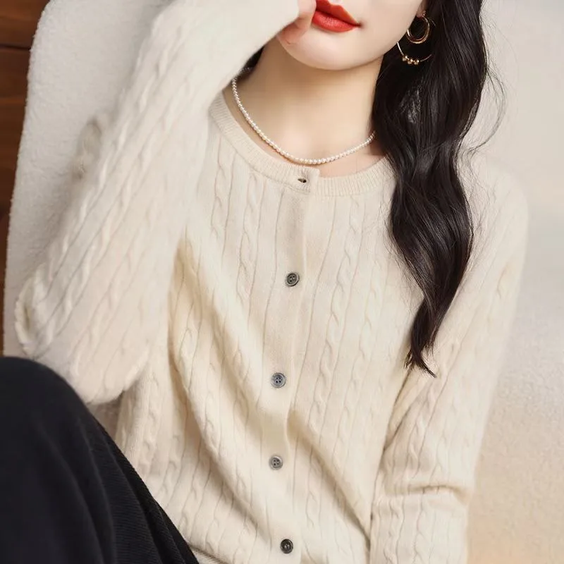 2024 Winter New Vintage Round-Neck Knit Cardigan for Women - Loose Versatile Cabled Knit Sweater for Layering