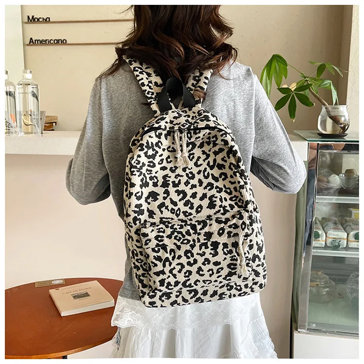 Leopard Print Backpack - Stylish Vintage Rucksack for Women, Spacious Campus Bookbag Trendy & Versatile