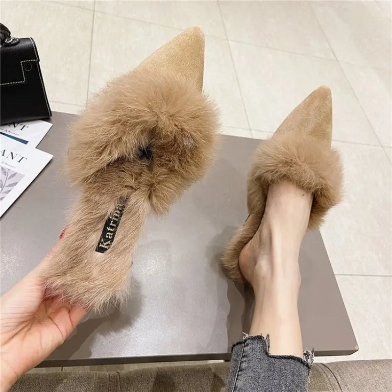 Winter High Heels Fur Pointed Toe Mules Fur Shoes Fashion Woman Autumn Furlly Slippers Luxury Designer Chunky Sexy Heels Shoes