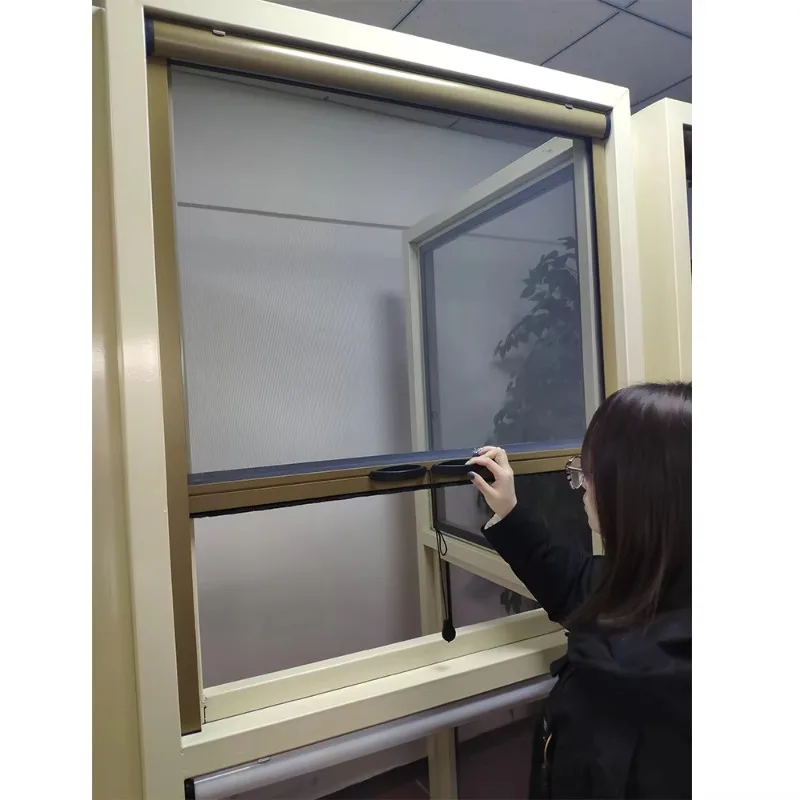 Customization Hot Sell Screen Windows Aluminium Mosquito Proof Fiberglass Window Screen Mesh Retractable Roller Insect Fly Scree