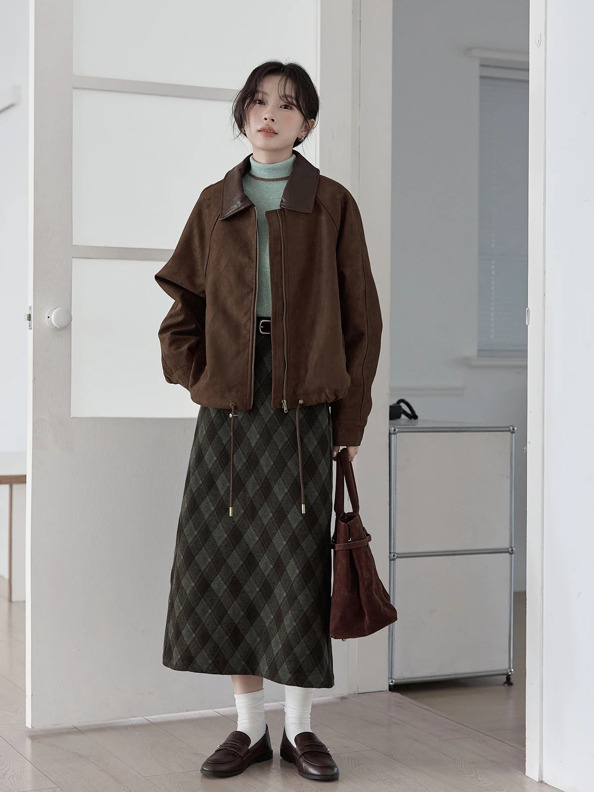 

Винтажная шерстяная юбка HuiXi в клетку, А-силуэт, с завышенной талией, женская, осенне-зимняя, стройнящая, элегантная, удобная для повседневной носки