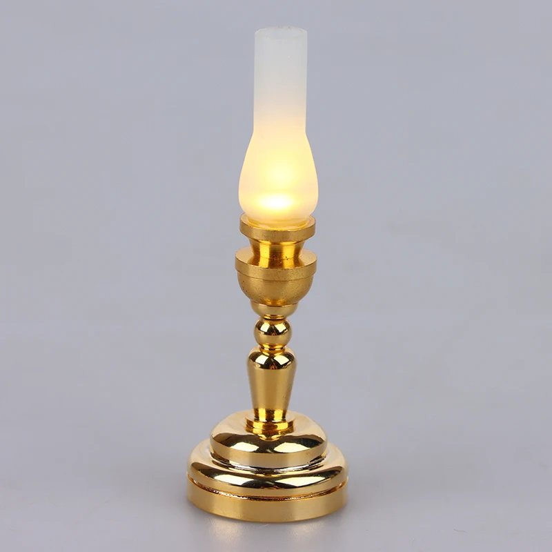 Accessoires pour maison de poupée échelle 1/12, applique murale LED Miniature, lampe de table pour maison de poupée, fonctionne à piles avec interrupteur marche/arrêt