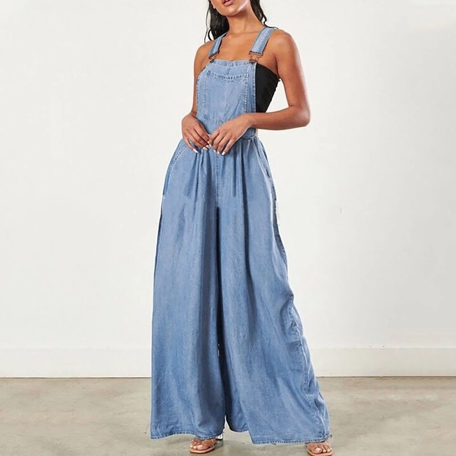 

Jumpsuit Women Jeans Rompers New Retro Big Pocket Loose Denim Overalls Fashion Large Size Wide-Leg Pants
