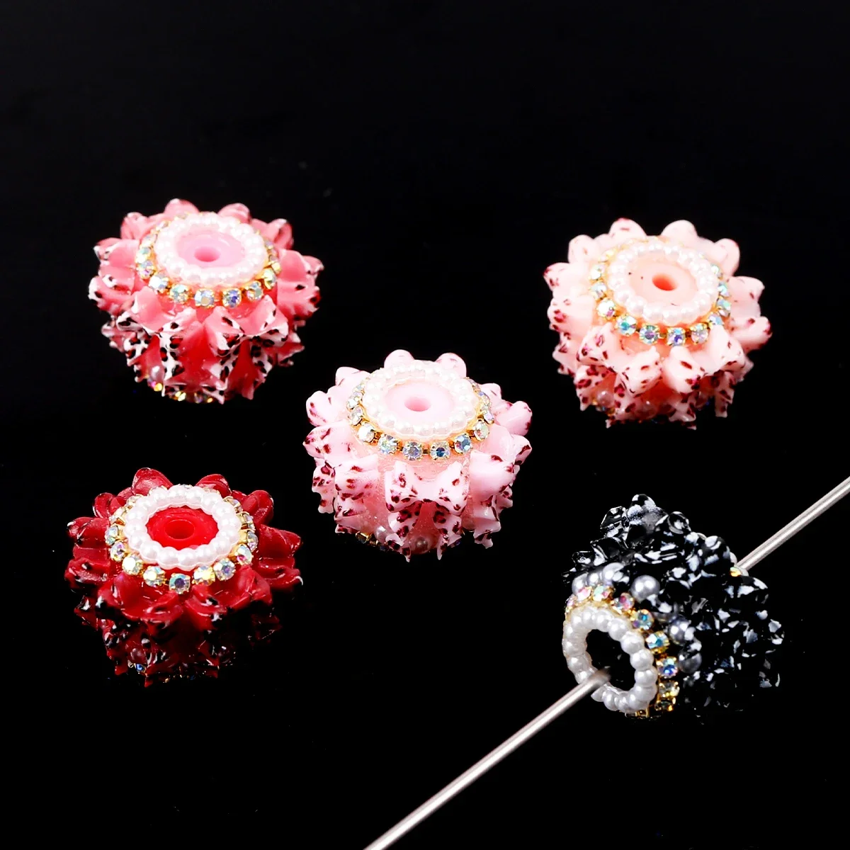5pcs Random Color 24x18mm Ruffled Lace Rhinestone Acrylic Beads DIY Bracelet Jewelry Making Supplies