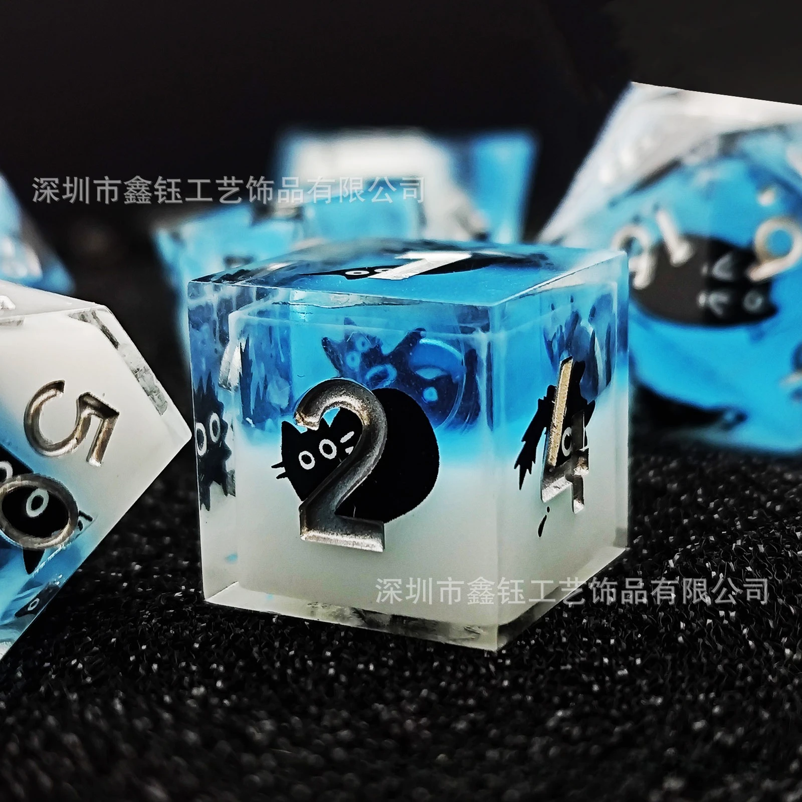 7pcs DND Milk White Solid Resin Black Kitten Smile Cat Dice Set Multi-sided Polyhedral Dice for D&D COC Role RPG Table Game