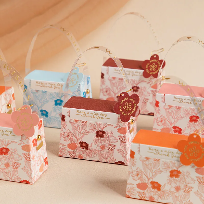 

Portable Delicate Flower Gift Box Candy Paper Box Gifts for Guests Easy to Assemble Wedding Party Baby Shower 20/50Pcs
