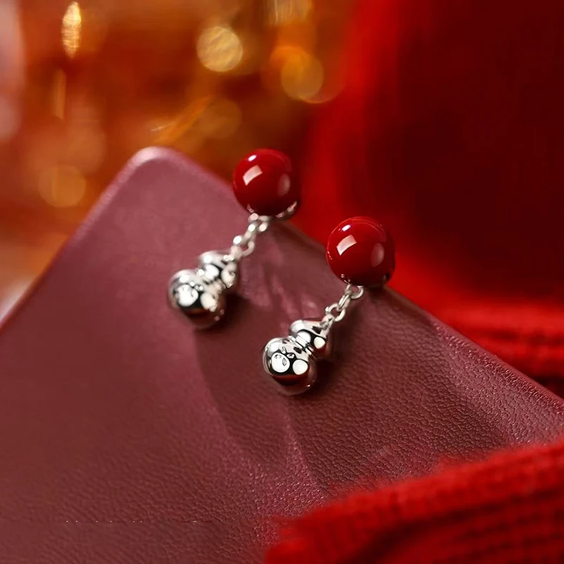 

Серьги-гвоздики Encore из серебра 925 пробы с красными бусинами и подвеской в виде калабаш для женщин, классические ювелирные изделия, геометрический светильник, роскошные аксессуары