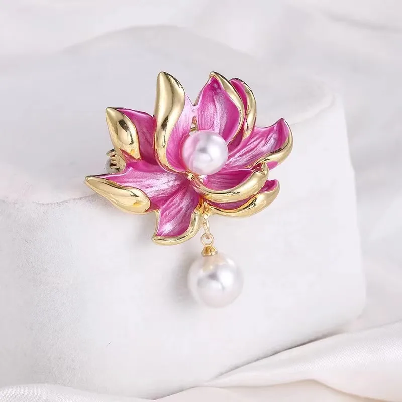 Chinese style retro magpie lotus brooch women's high-end exquisite cheongsam Hanfu painted oil bird chest flower coat pin