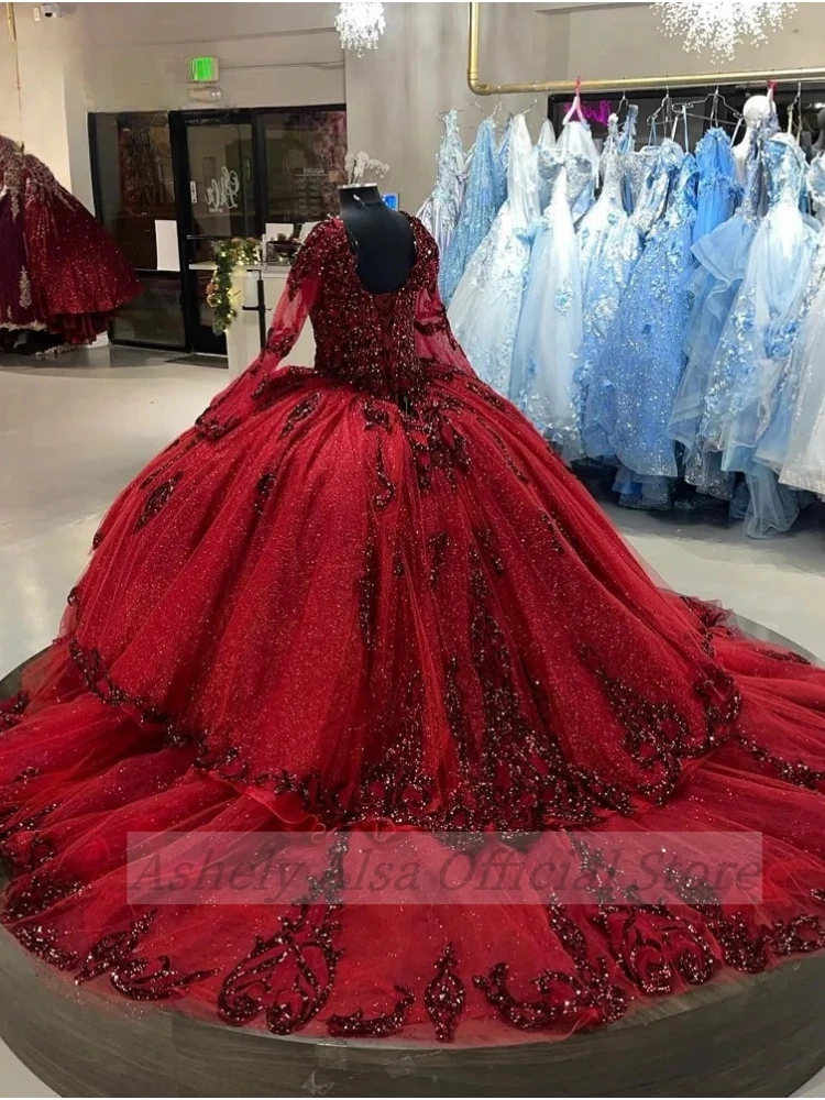 فساتين Quinceanera مزينة بالدانتيل بأكمام طويلة ورقبة على شكل حرف V ، فستان حفلة موسيقية للفتيات الحلوة ، عربي سعودي ، نبيذ أحمر ، 15 ، 16