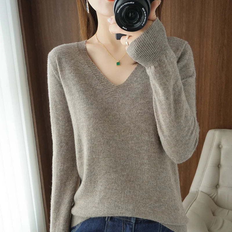 New Cashmere Women\'s V-neck Pullover Lace Neck Hollow Out Design Casual Knitted Long Sleeve Women\'s Sweater Autumn And Winter