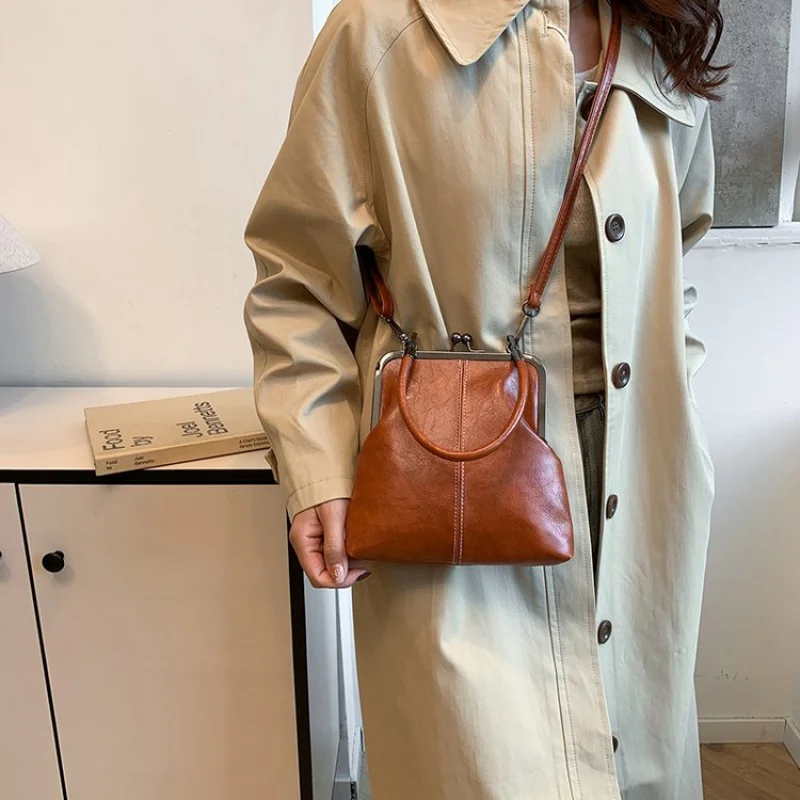 

Upscale-chic 2025 New Ladies Luxury Brand Leather Hand Bag Famous Designer Vintage Popular Classic​