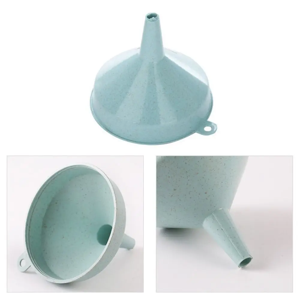 Kitchen Utensils Round Mouth Wheat Straw Funnel Household with Hanging Hole Liquid Dispensing Funnel Oil Funnel Wine Funnel Home