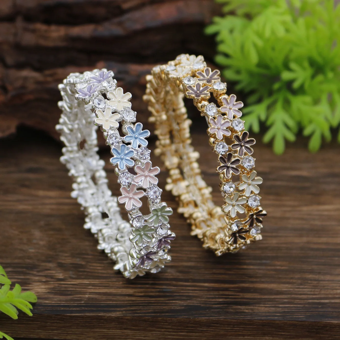 

Аксессуары для самостоятельного изготовления: эмалевый браслет с цветами на резинке, женский, осенняя мода, изысканный браслет с цветами и стразами, оптом.