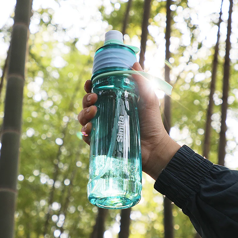 Tazza d'acqua spray estiva per vento Tazza sportiva e fitness portatile ad alto livello di aspetto con manico Tazza d'acqua per sport all'aria aperta