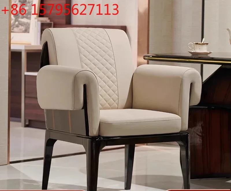 

Светлый роскошный обеденный стул с подлокотником, элитный стул для переговоров на вилле, клуба, отеля, дизайнерский главный стул