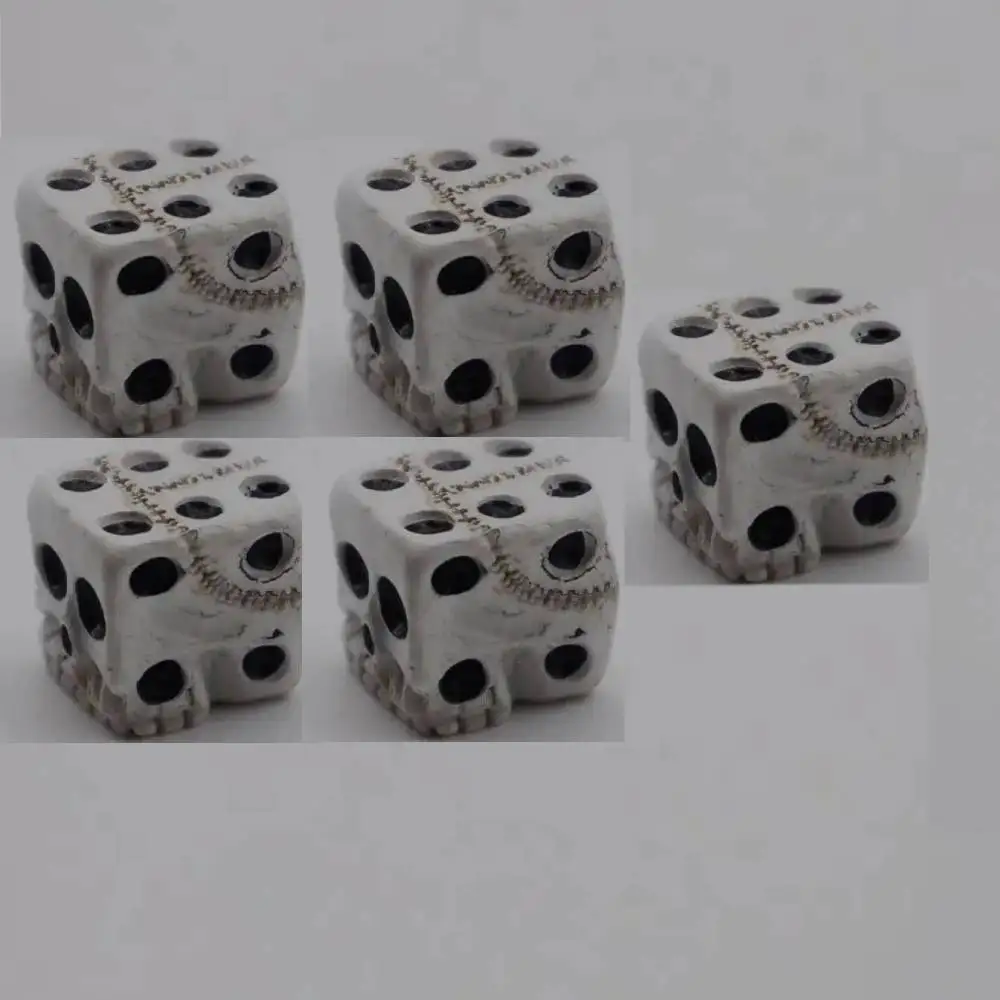 

3/5 шт. креативные кости с черепом на Хэллоуин D6, набор кубиков из смолы DND, набор кубиков для ролевых игр D6 для игрового плеера DND и коллектора кубиков