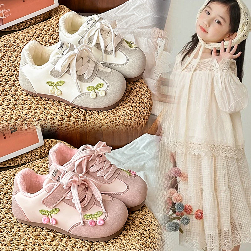 

Cherry Embroidered Casual Shoes for Girls 2025 New Autumn Toddler Fleece Walking Shoes Soft Sole Versatile Kids School Trainers