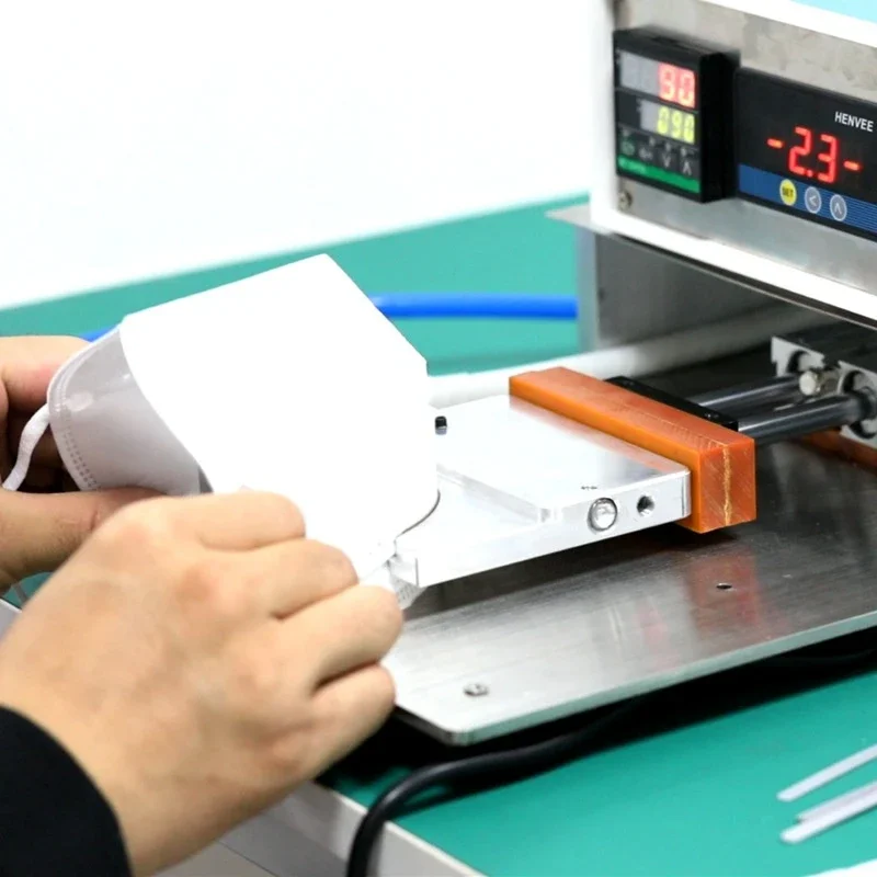 Pneumatic Mask Nose Bridge Bonding Machine Hot Melt Glue Welding Machine Hot Compression Plastic Welding Machine