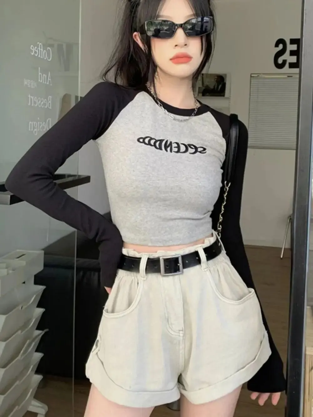 Damska koszulka z nadrukiem w litery Jesień Zima Długi rękaw Patchwork Tops Moda Retro Y2K ONeck Contrast Crop Top Hot Girl Kpop