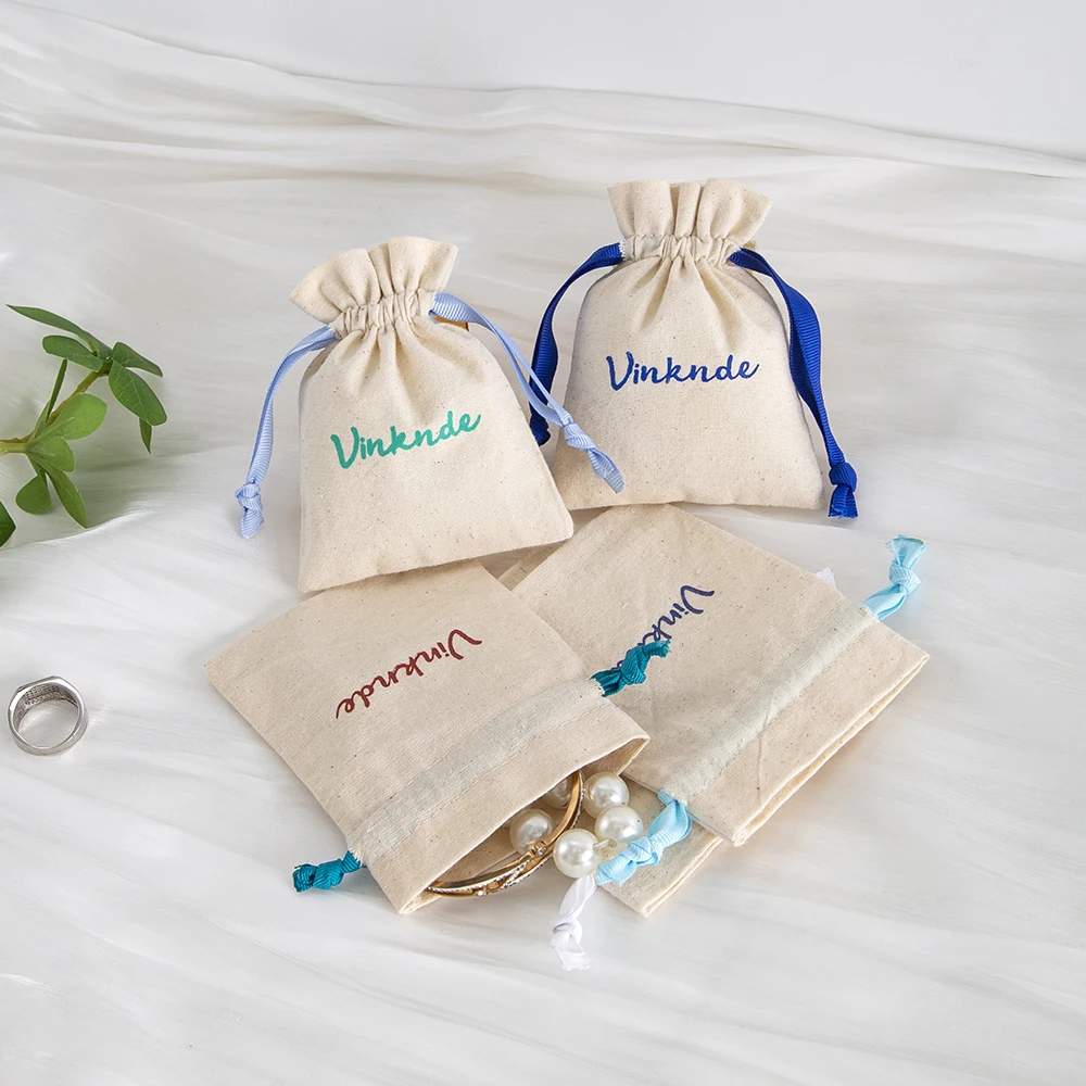 

Custom Logo Muslin Cotton Bags Ribbon Drawstring Bag Small 50pcs 9x12cm Reusable Tea Coffee Jewelry Spice Sachet Wedding Gift