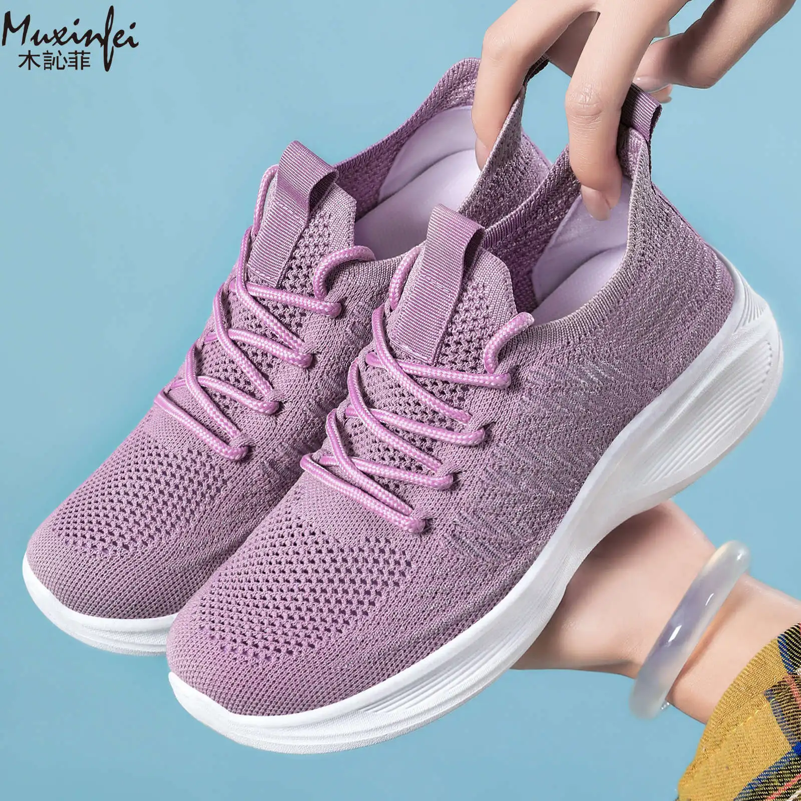 

Ladies' Spring New Versatile Casual Shoes with Soft Soles That Are Not Tiring for The Feet Lightweight Walking Sports Shoes