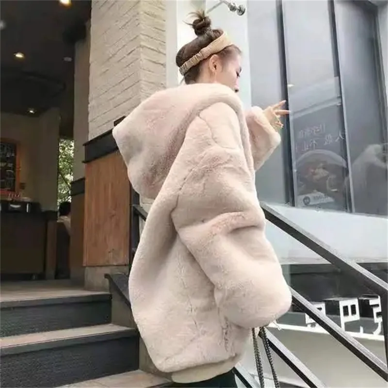 Women's 2023 Autumn/Winter New Korean Version Loose Cocoon Type Thickened Rabbit Hair Clothes Hooded Coat Solid Commuter Zipper