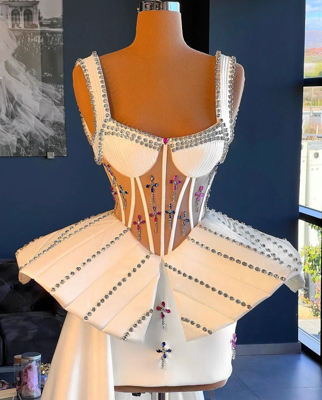 Luxury Prom Dresses Haute Couture Sweetheart Beaded Saudi Arabia Dubai Robe De Soiree Evening Dress Gown Customized