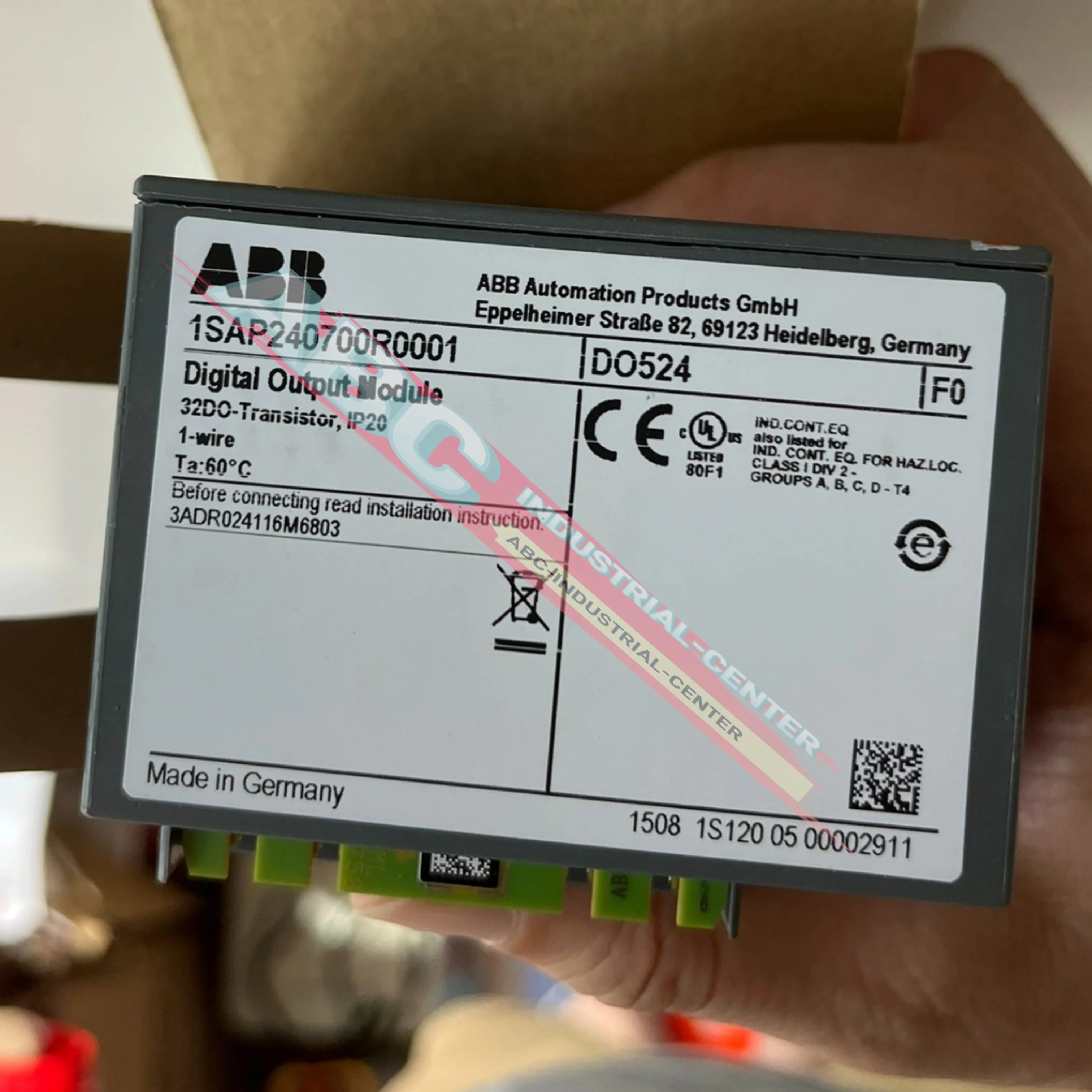 

Brand new DO820 3BSE008514R1 DO880 3BSE028602R1 PLC module