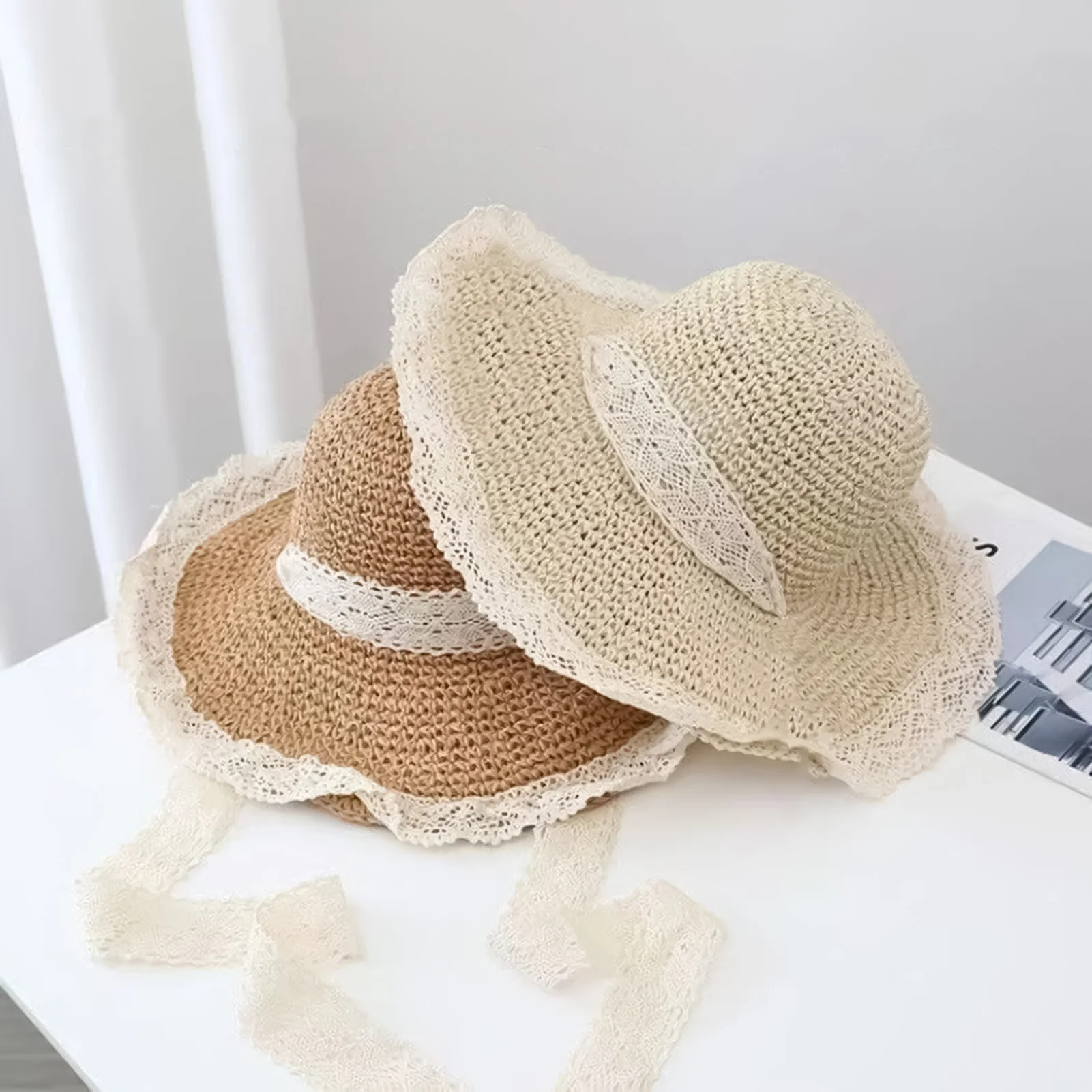 Sommerhut für Damen, Spitzenbesatz, zum Binden, durchbrochener Strohhut, breite Krempe für Sonnenschutz, Strandmode, faltbares Sommer-Accessoire