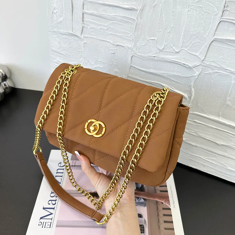 

‌2025 Trendy Women's Shoulder Bag - Textured Chain Strap Purse, Diamond Quilted Design Lightweight & Spacious Perfect for Office
