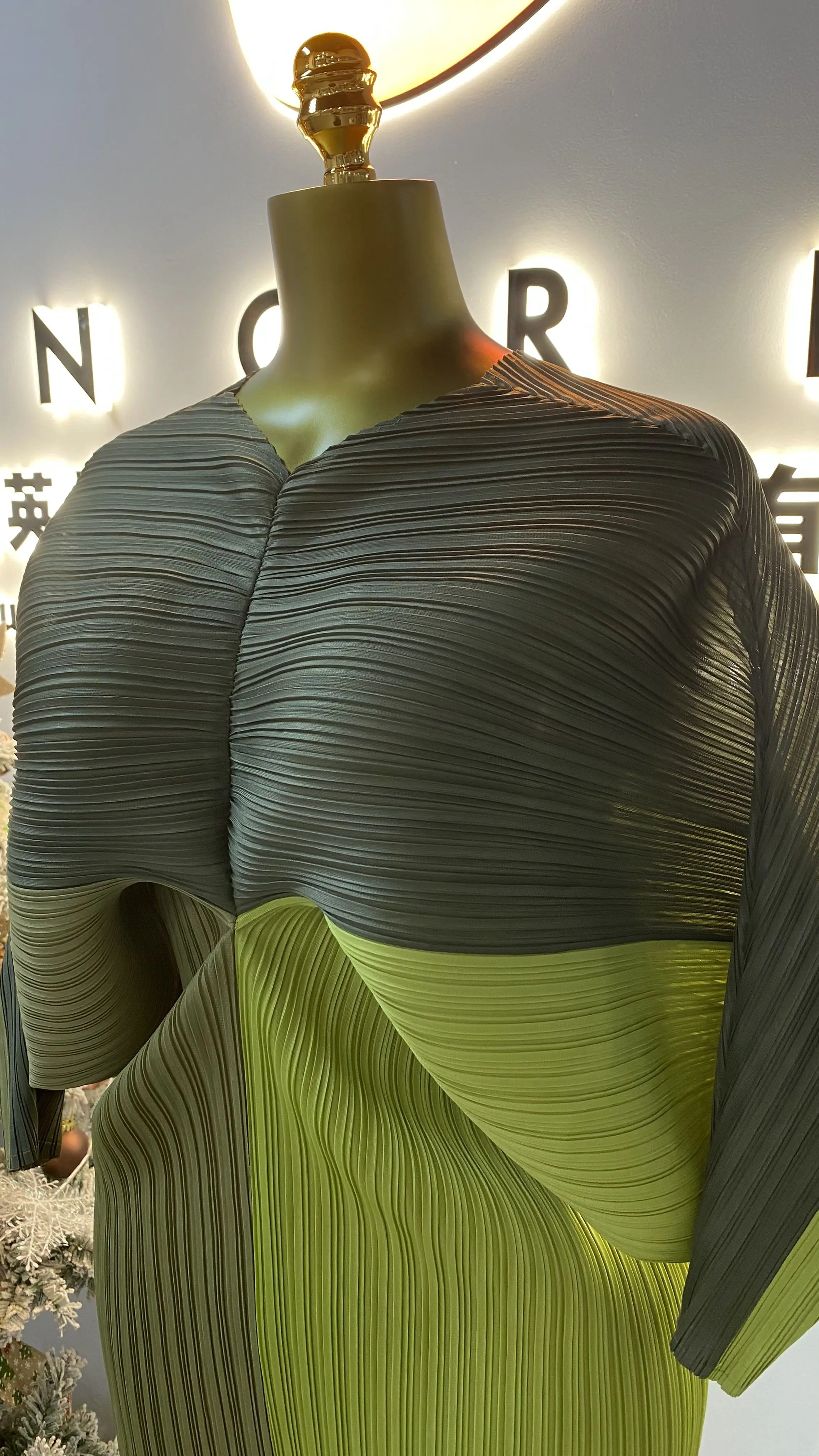 حار 2025 الخريف نمط جديد الأكثر مبيعا الخامس الرقبة Batwing كم فستان مُزين بطباعة-GZXX086 #5