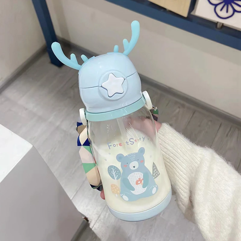 Cartoon Antlers Water Bottle For Kids Sippy Cups Water Bottle With Straw Baby Water Feeding Cups Portable Leakproof Water Bottle