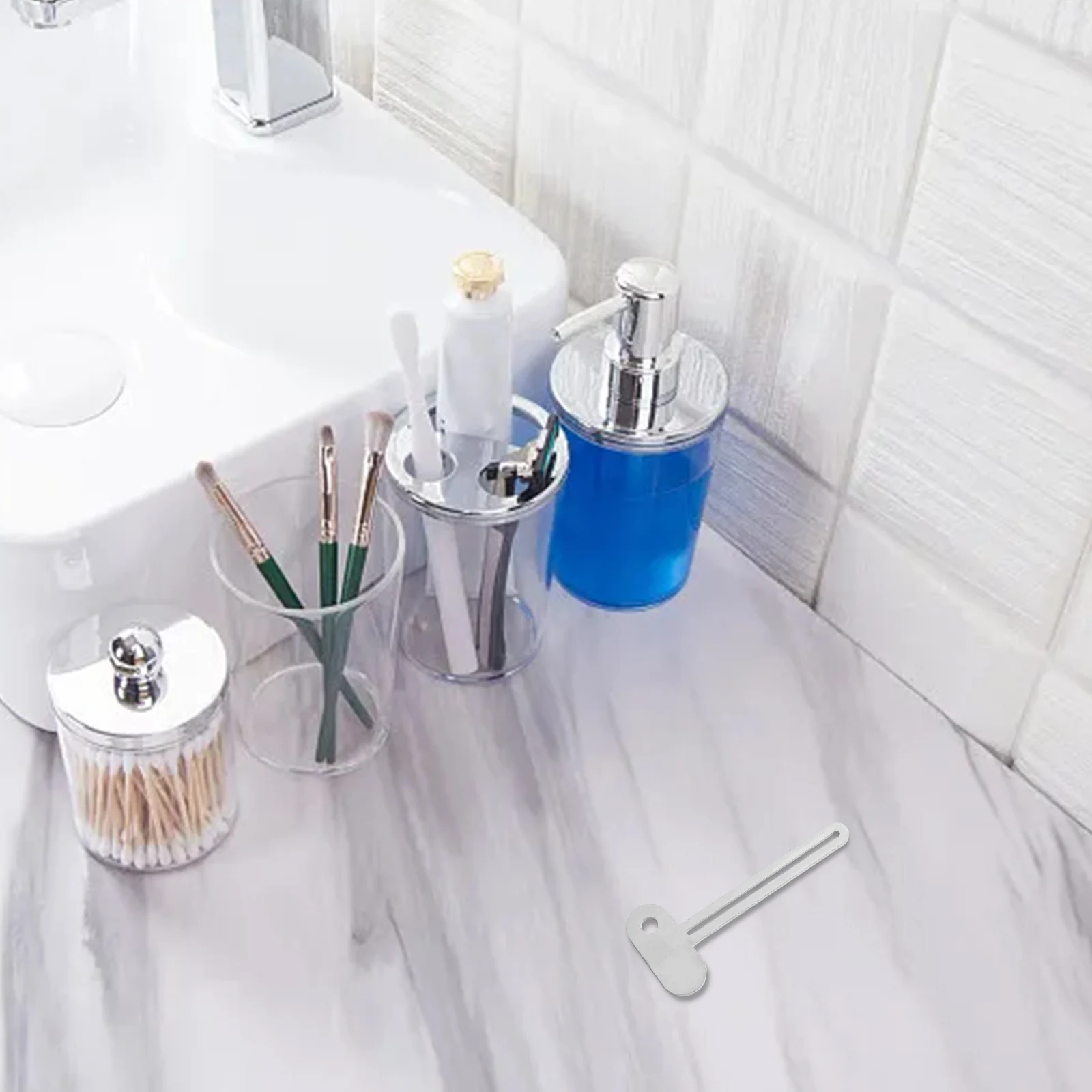 Long-lasting Bathroom Key Roller Dispenser Bathroom Supplies Comfortable Grip Ergonomic Design For Cosmetic Tubes