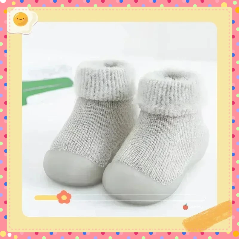 

Милые носки на мягкой подошве, утепленная теплая обувь с высоким берцем, новая детская утолщенная обувь для малышей, нескользящая детская домашняя обувь