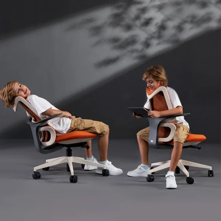 Learning Chair Ergonomic Office Computer Chair Waist Protection Riding Chair Primary Secondary School Students 리클라이너 의자 바퀴달린의자