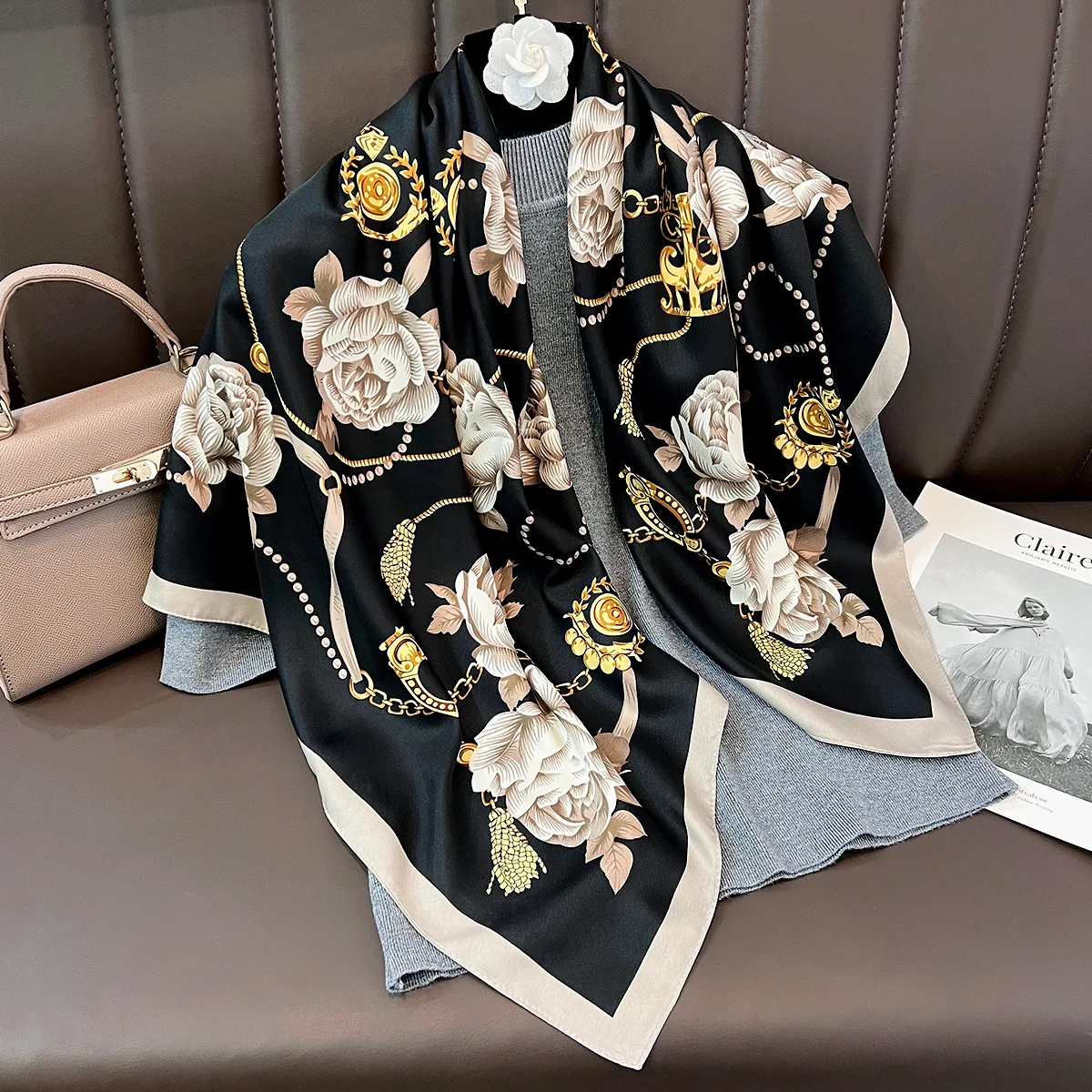 

90*90cm Luxury Floral Chain Print Silk Scarf Women Satin Square Bandana Shawls Beach Silk Scarves Kerchief Foulard Bufanda Mujer