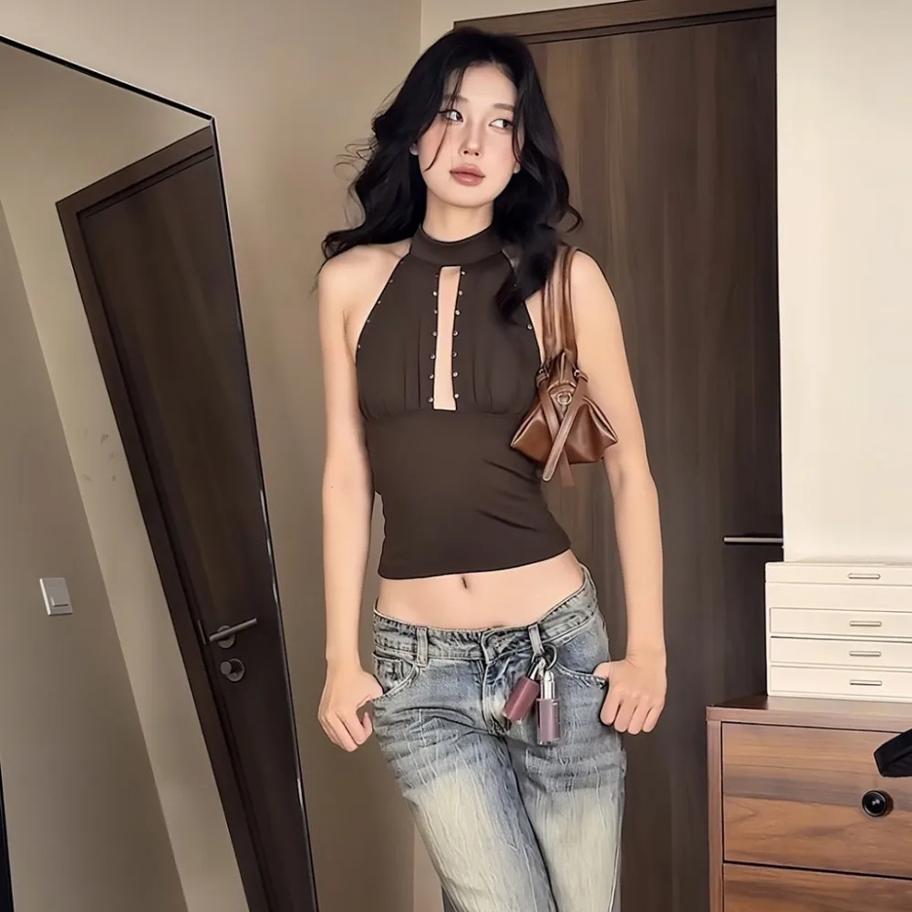 SylCue Nieten Dekoration Tank Tops Frauen Sommer Trend Halter Off Schulter Backless Nabel Exposed Heiße Mädchen Street Fashion Weste