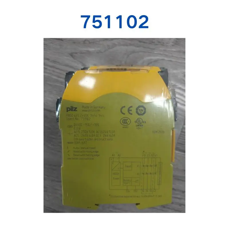 New  751102 safety relay Fast Shipping