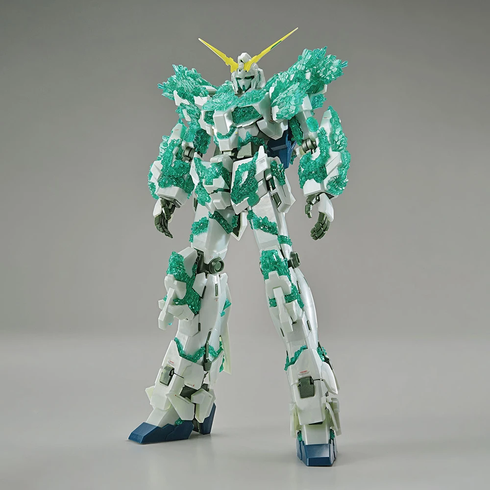 [In Stock] Bandai MG 1/100 The Gundam Base Limited Unicorn Gundam (Luminous Crystal Body) Original Assembling Action Model Toys