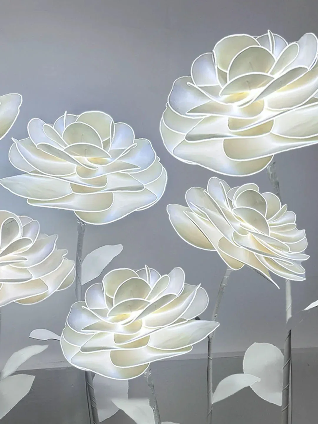 Large Outdoor Realistic Modern Art Installation Light for Home Wedding Landscape Decoration New Year's Christmas
