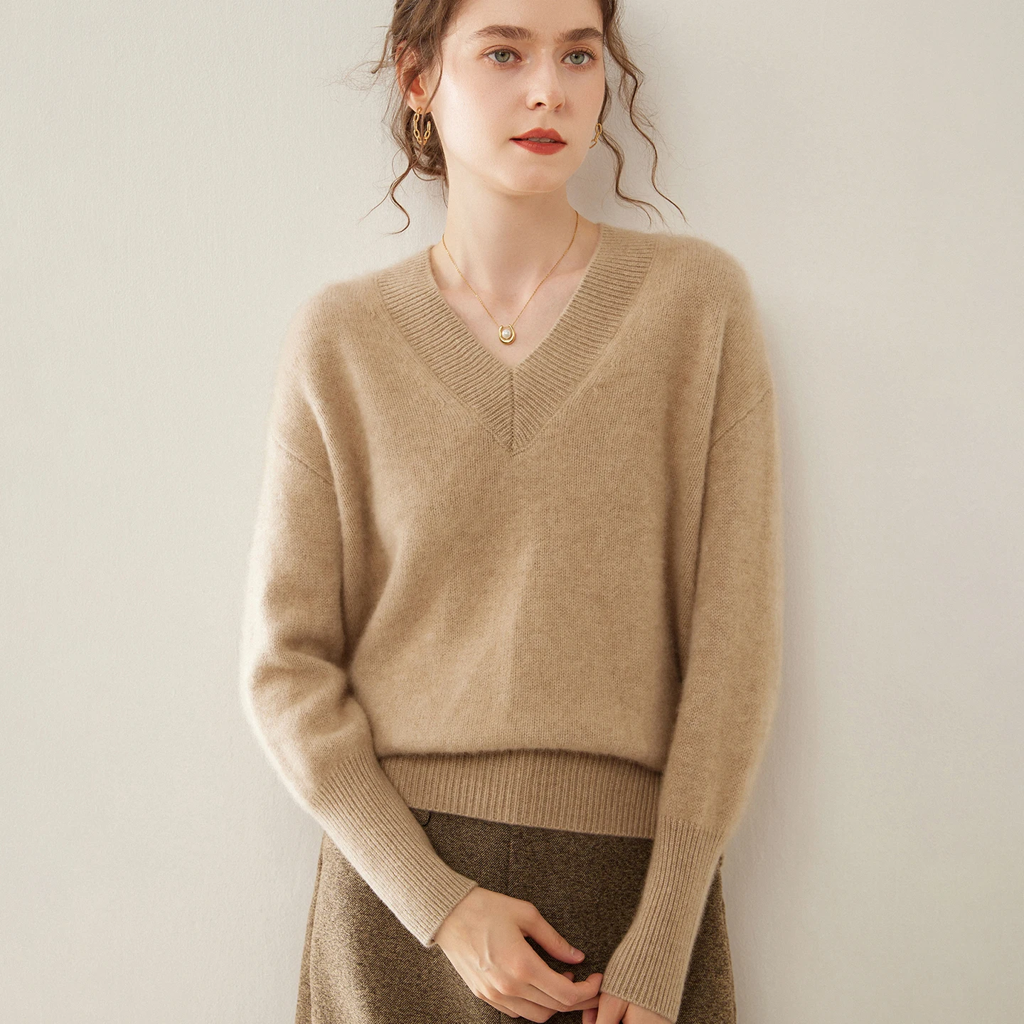 

V-Neck Drop Shoulder Pullover Women's 100% Cashmere Casual Loose Long-Sleeve Sweater Autumn Winter Stylish Minimalist Knitwear