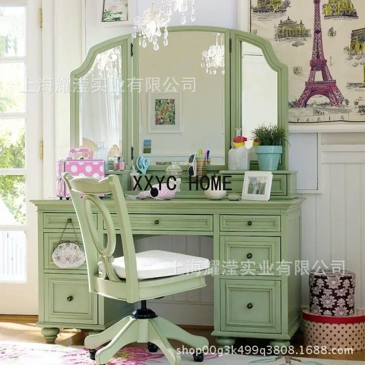 Commode américaine en bois massif