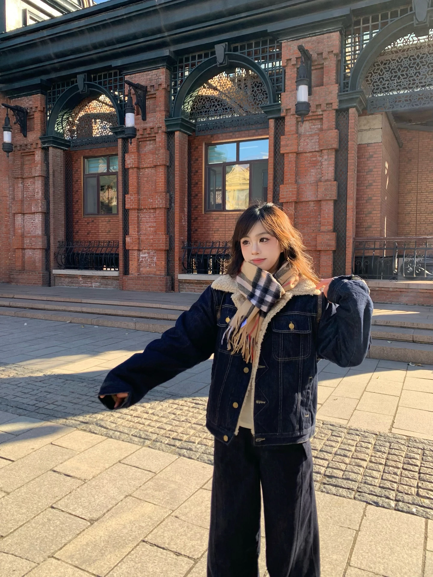 

Женская джинсовая куртка Lo Yang Cheng London Student из натуральной овечьей кожи, свободного кроя, утепленная, винтажная, теплая, для стройности фигуры