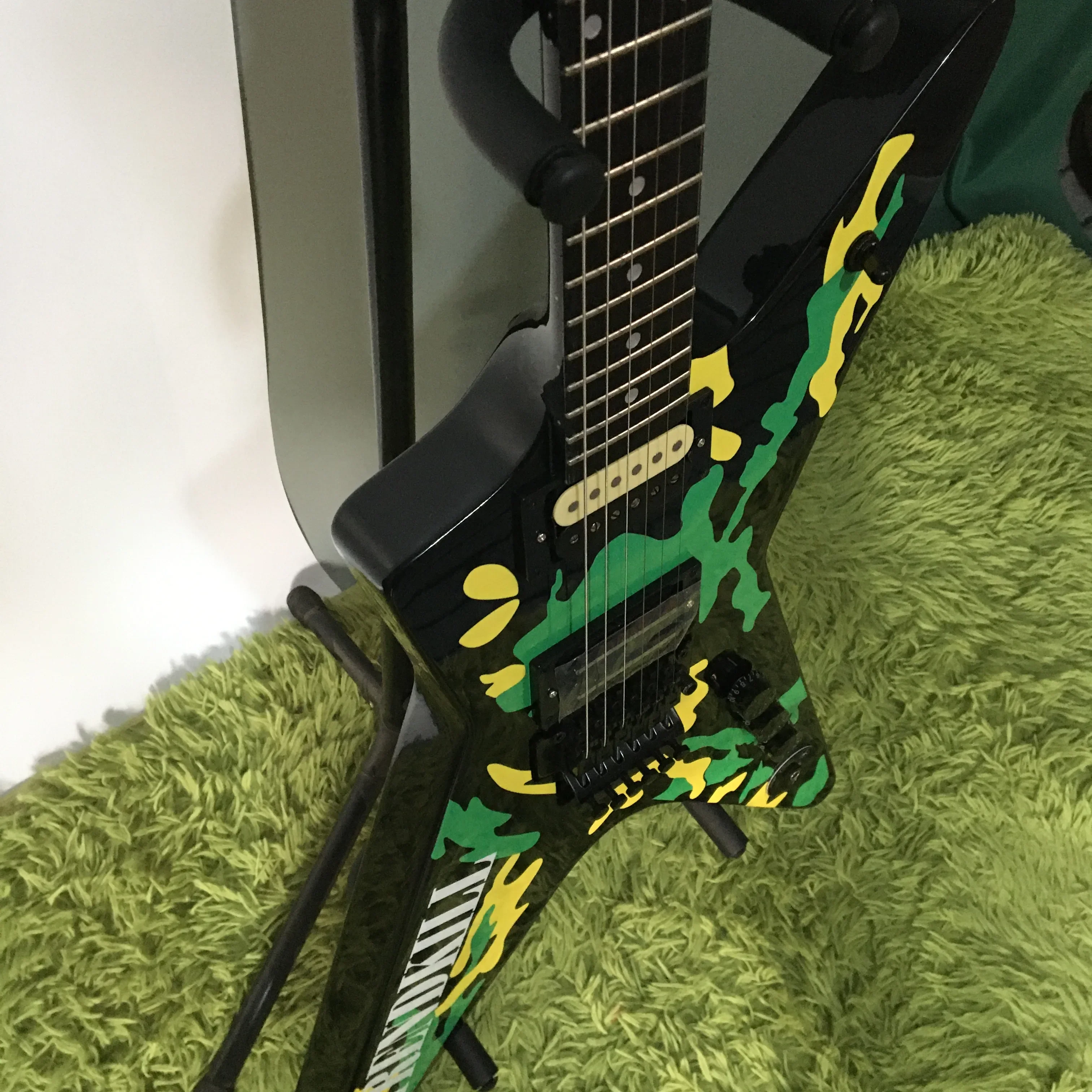 In stock TRENDKILL Dimebag Custom Electric Guitar 6strings Washbu.n Skull Body Fast Shipping