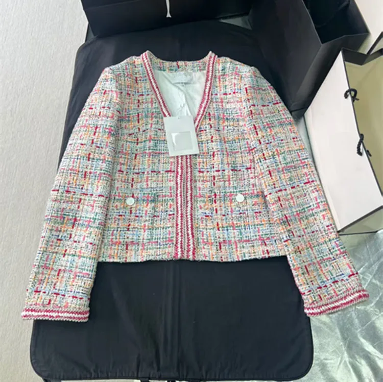 Customization European women's clothing - new styles for summer 2026 Long-sleeved V-neck tweed coat and skirt set