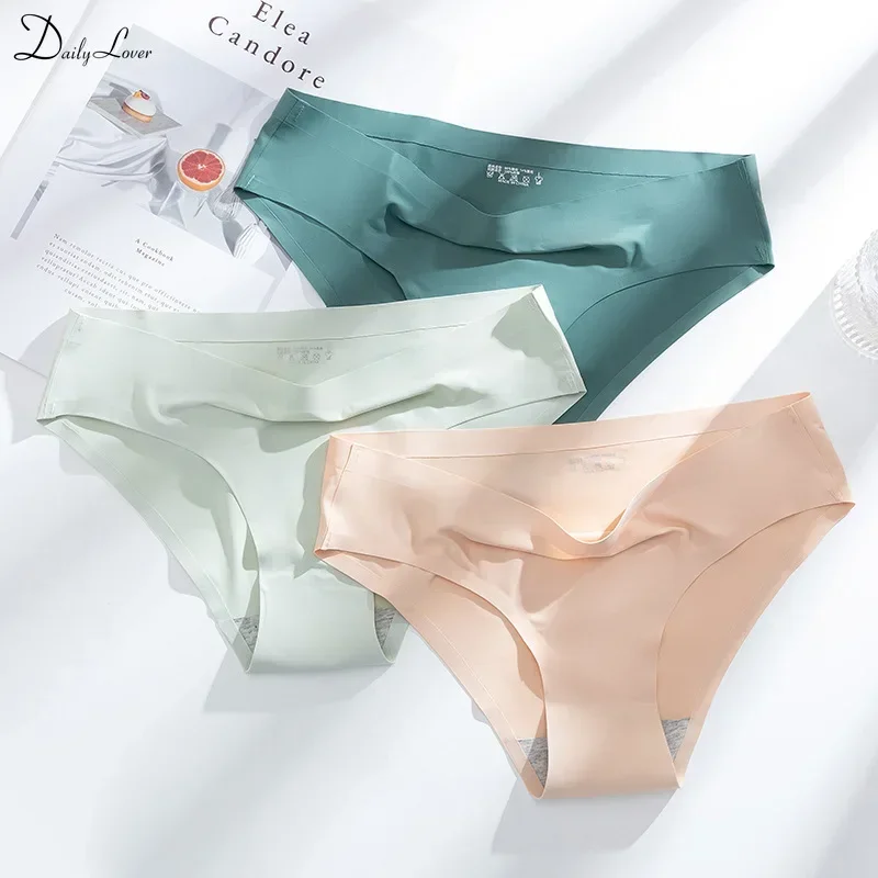 1PC Solid Color Women\'s Panties Silk Satin Seamless Underwear Female Breathable Briefs Girls Cozy Panty Sexy Lingerie New Style