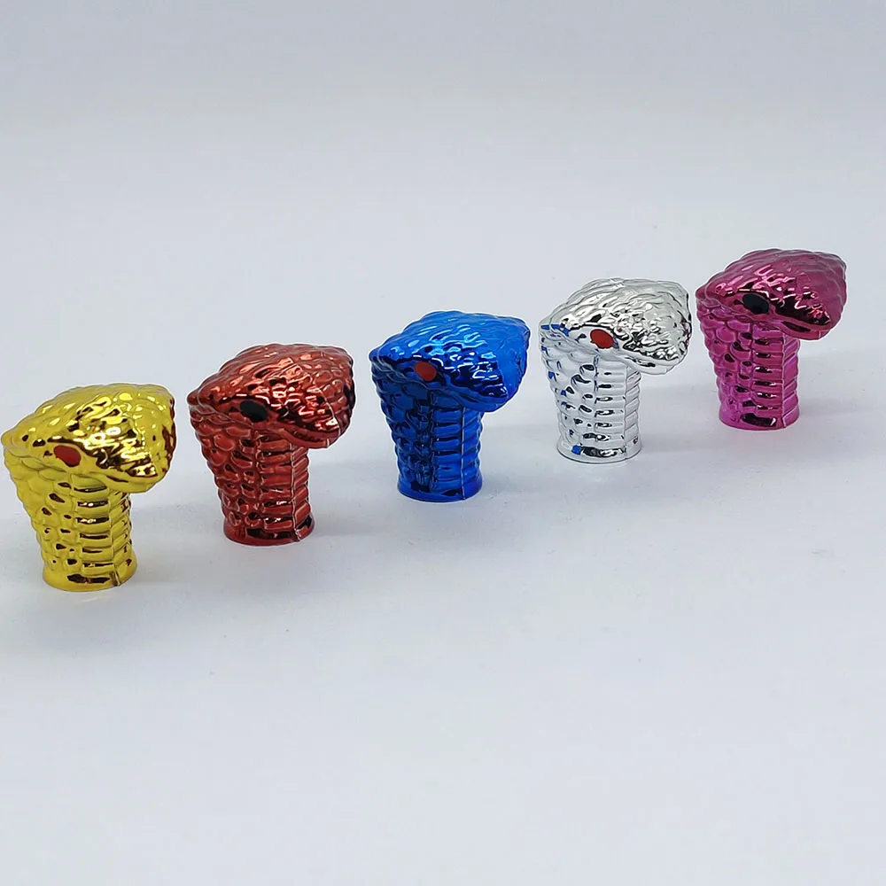 Tapa de válvula de goma con cabeza de serpiente personalizada, cubierta de válvula de aire para automóviles y motocicletas, 4 piezas, núcleo de cobre, Serie de goma