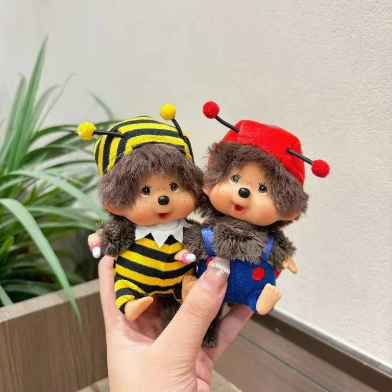 Llavero de peluche Monchhichi Kawaii, adorable abeja, escarabajo, muñeco de insecto, colgante suave y esponjoso, adorno para bolso, regalo coleccionable.